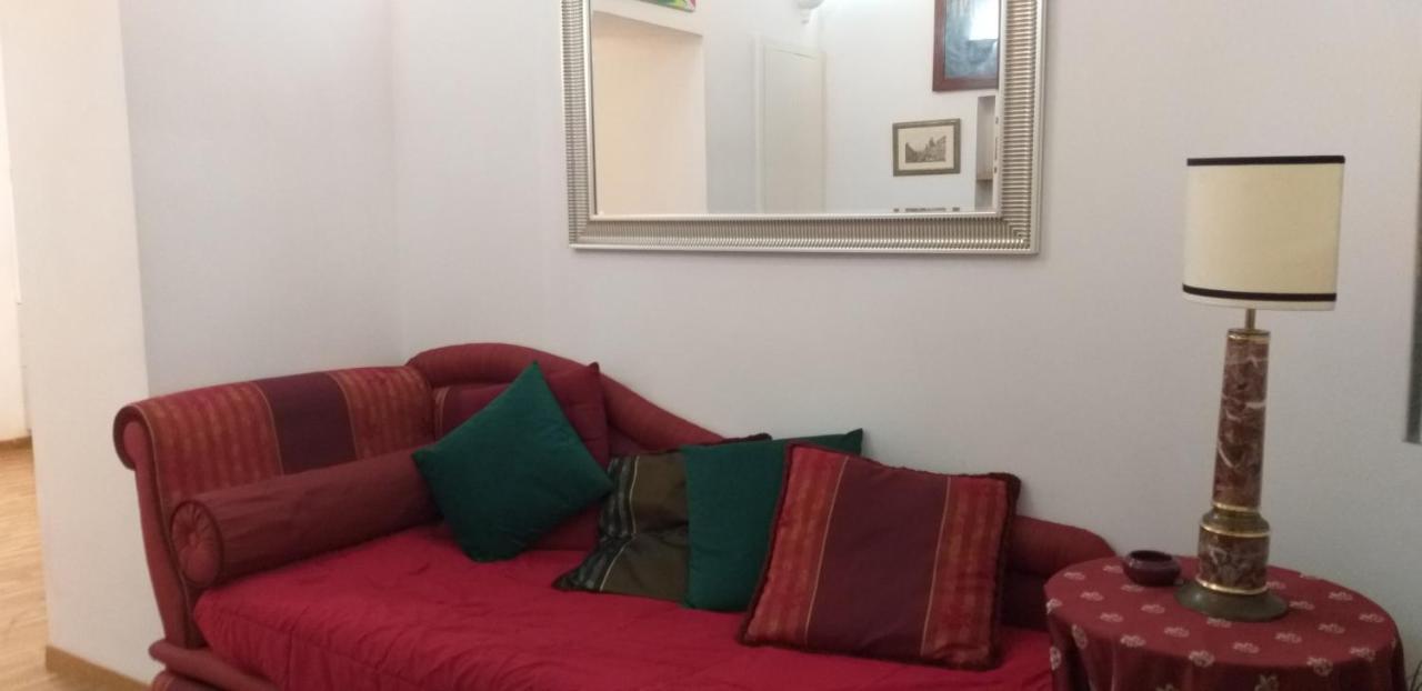 Cozy Navona Apartment Rome Exterior photo