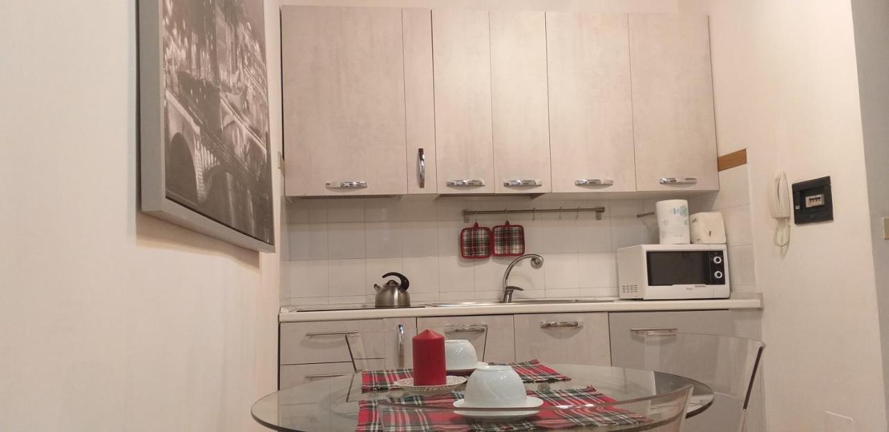 Cozy Navona Apartment Rome Exterior photo