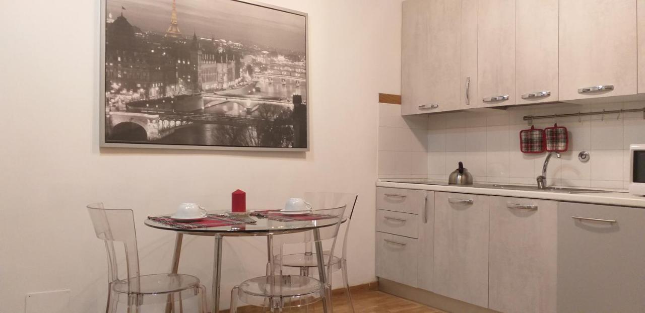 Cozy Navona Apartment Rome Exterior photo